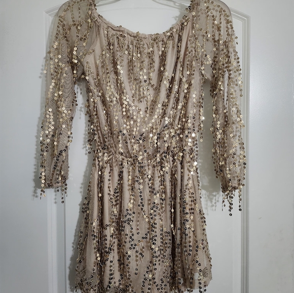 Romper - Picture 2 of 4